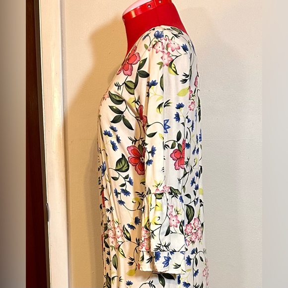 Gently Used Christy Dawn Rowe Dress, Cream Floral, Size Small - Picture 15 of 16